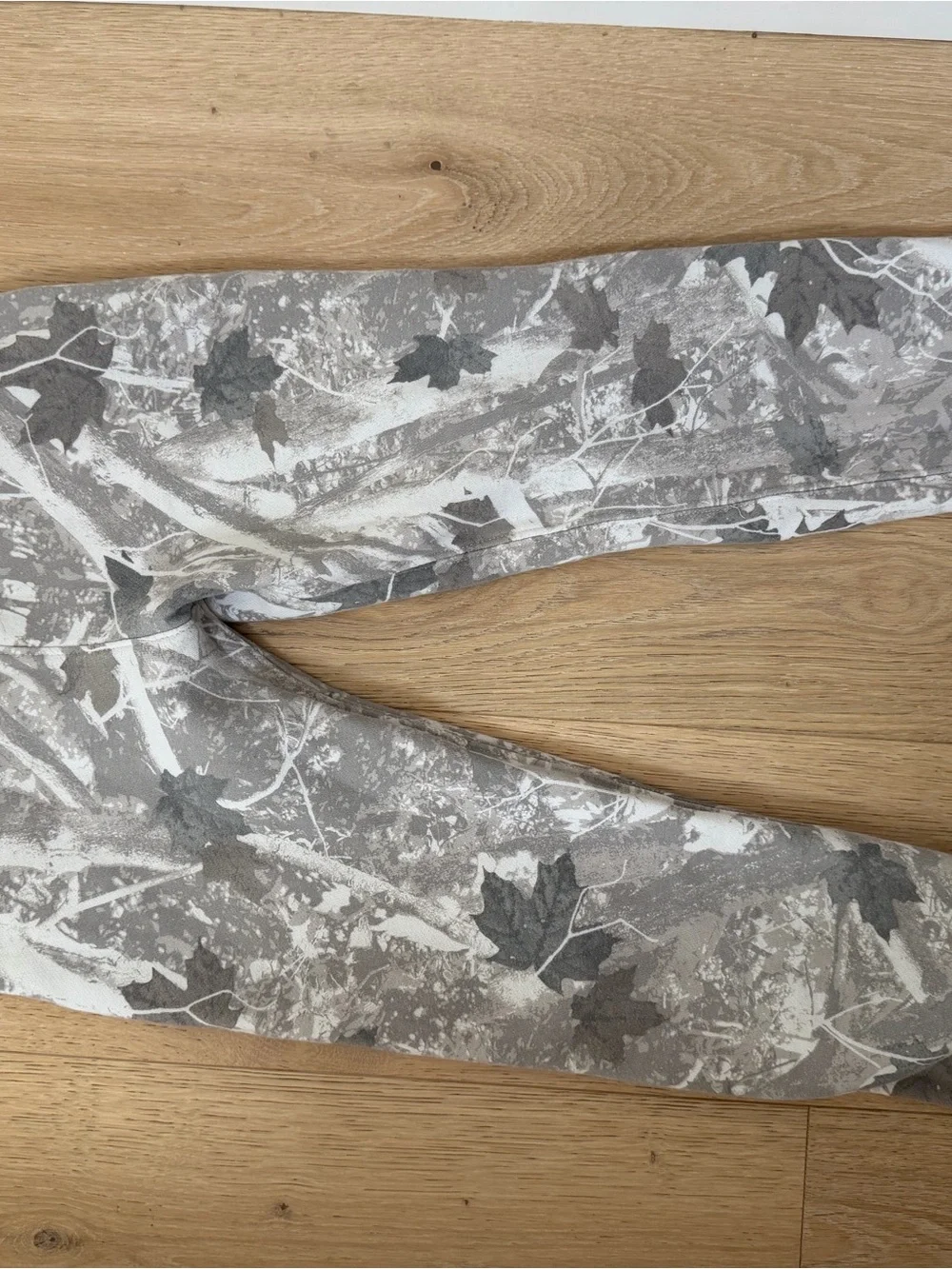 abercrombie kids Gray Leaf Print Joggers